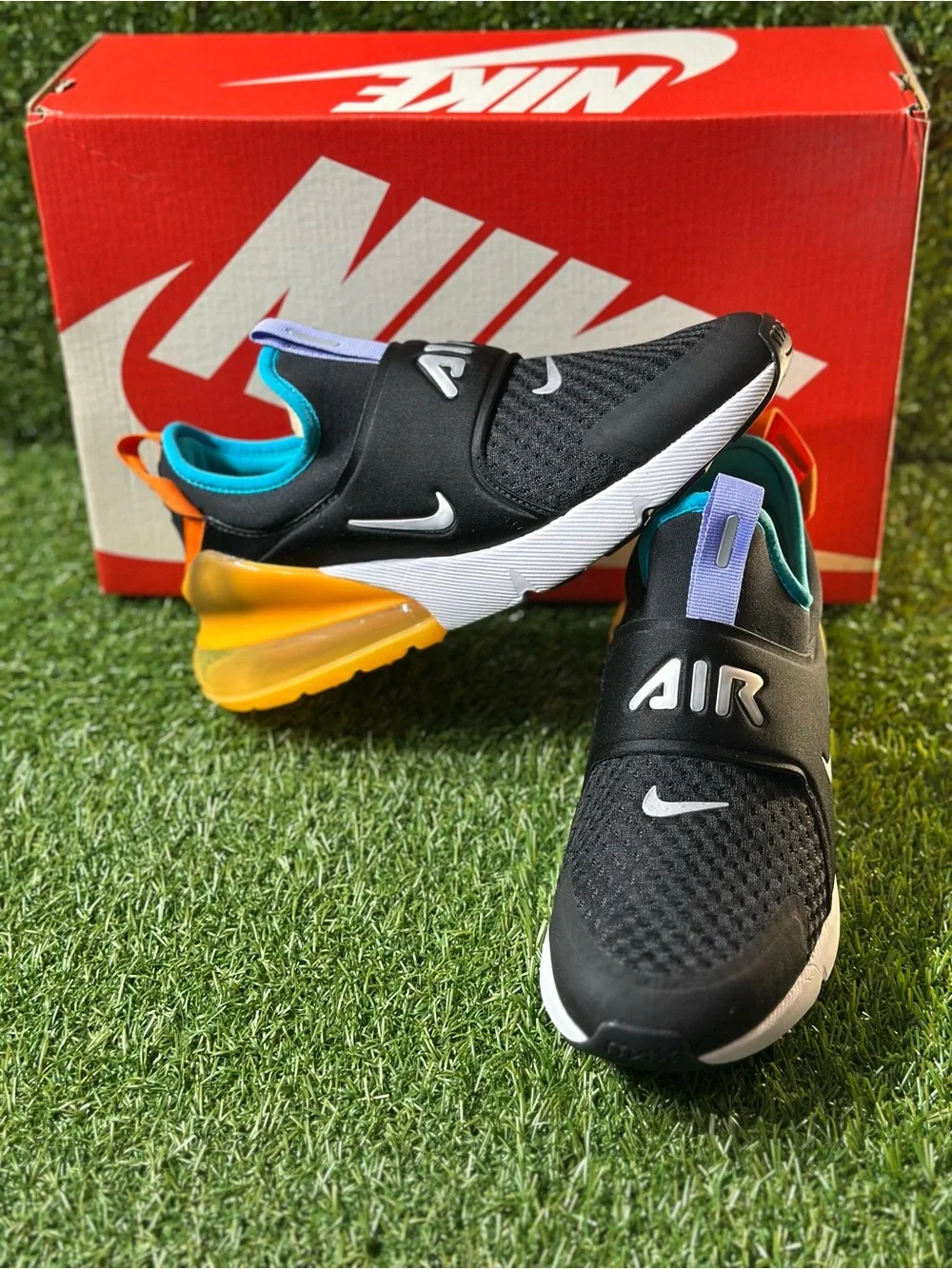 NIKE AIR MAX 270 EXTREME (GS) , SIZE 6Y BIG KIDS , BRAND NEW